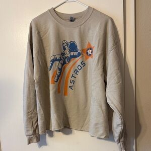 Gildan Beige Crew Neck Sweater with Blue and Orange Design